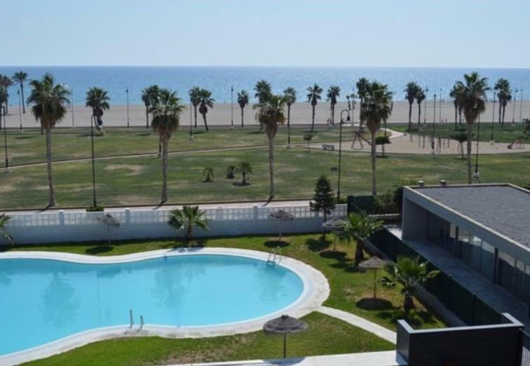 Apartamento Lujo, Primera Linea Playa, Garaje, Wifi, Piscina Climatizada روكيتاس ذي مار المظهر الخارجي الصورة